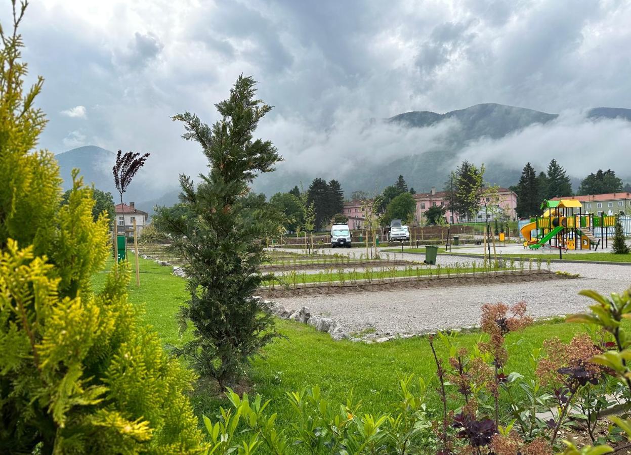 7 Lakes camping Sapareva Banya Bagian luar foto