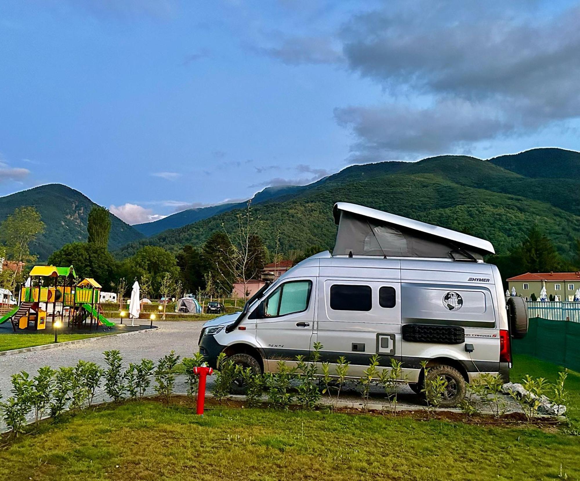 7 Lakes camping Sapareva Banya Bagian luar foto