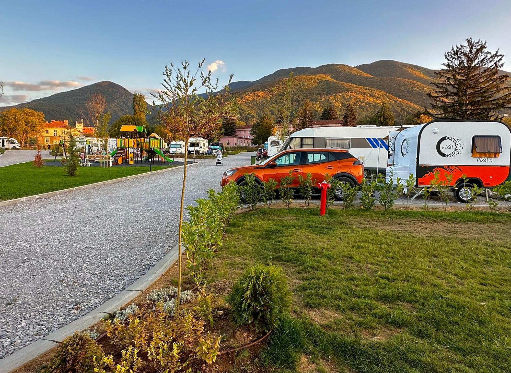 7 Lakes camping Sapareva Banya Bagian luar foto