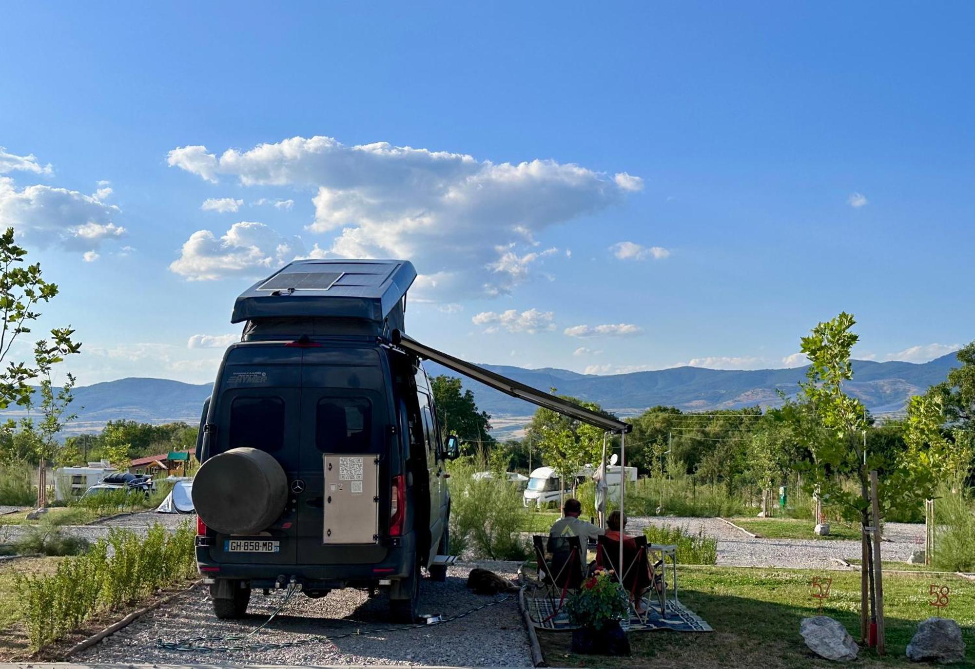 7 Lakes camping Sapareva Banya Bagian luar foto